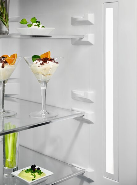 Electrolux LNT7ME36G2 - Kombinovaná chladnička