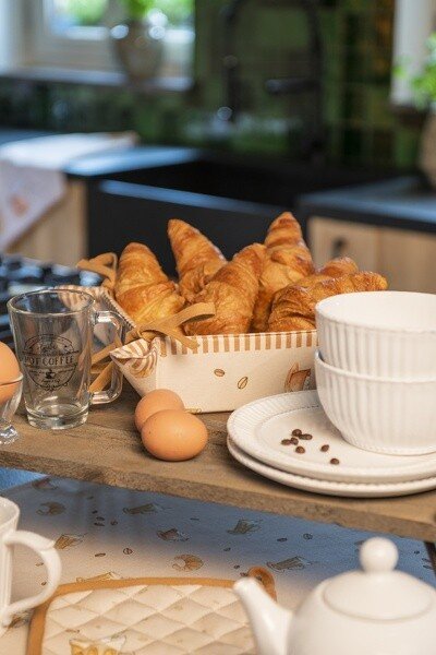 Béžový bavlnený behúň na stôl Your Favorite Breakfast - 50*140 cm - Clayre & Eef