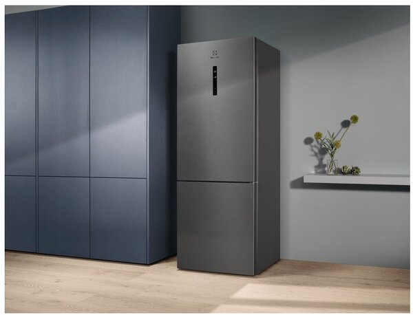 Electrolux LNT6ME46X3 - Kombinovaná chladnička