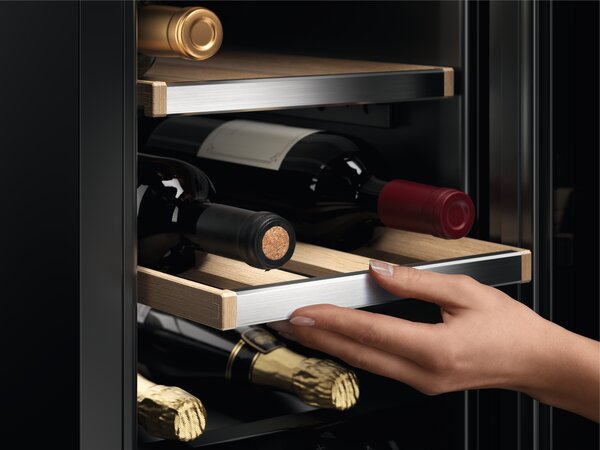 Electrolux EWUS018B7B - Vinotéka zabudovateľná