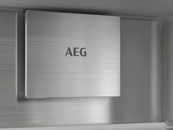 AEG TC9VS181BC - Chladnička kombinovaná zabudovateľná