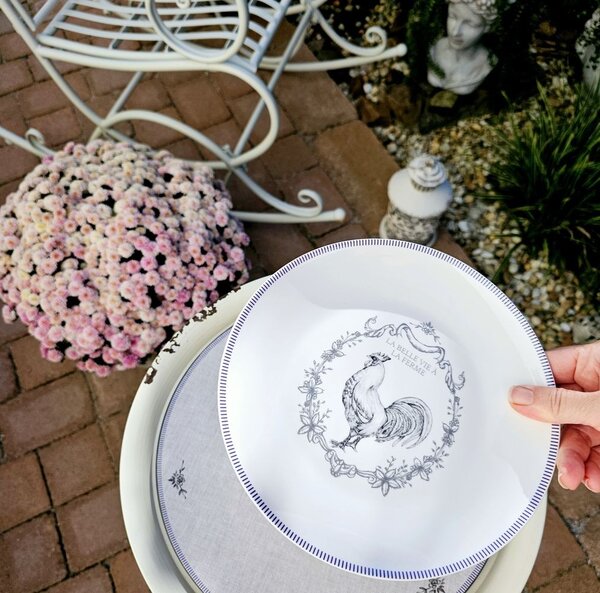 Porcelánový dezertný tanier s kohútom Devine French Roster - Ø 20cm - Clayre & Eef