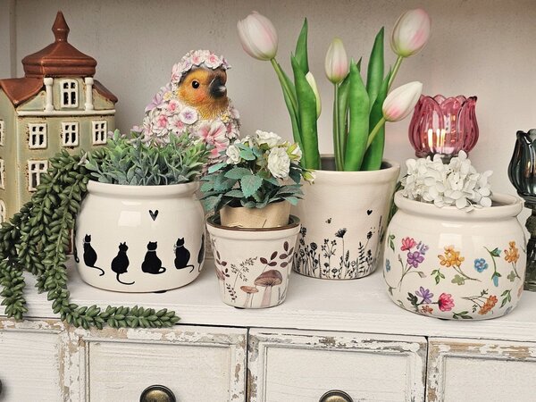 Béžový keramický obal na kvetináč s lúčnymi kvetmi Flora And Fauna S - Ø 12*11cm - Clayre & Eef