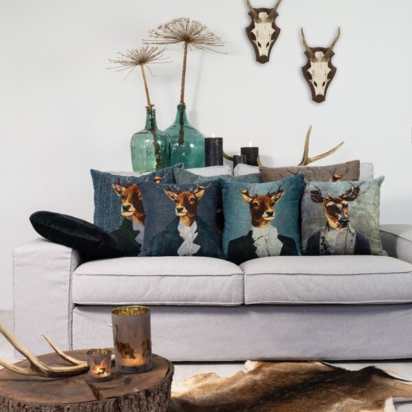 Šedý zamatový vankúš s jeleňom Fleury Deer - 50*50*15cm - Mars & More