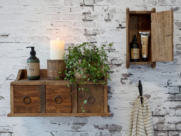 Retro nástenná drevená skrinka s dvierkami Grimaud Brick - 15*9*32 cm - Chic Antique