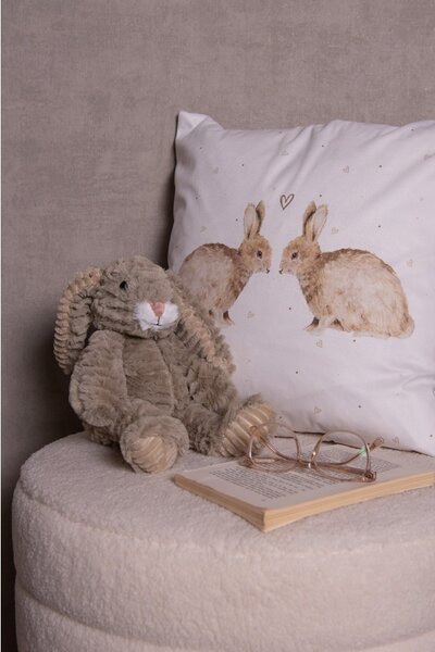 Bavlnená obliečka na vankúš s motívom králikov Bunnies in Love - 45*45 cm - Clayre & Eef