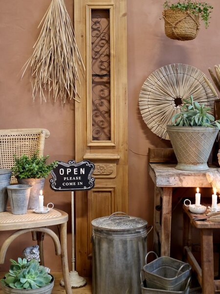 Čierno-béžová antik liatinová ceduľa Open/ Closed na nohe – 25*15*70 cm - Chic Antique