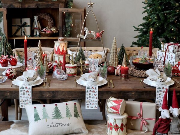 Červená bavlnená stuha so stromčekmi Christmas Trees - 1,5 cm x 5 m - Chic Antique