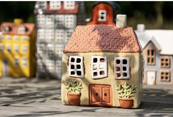 Hnedý keramický svietnik na čajovú sviečku domček Amster Village - 17*10*19 cm - Clayre & Eef