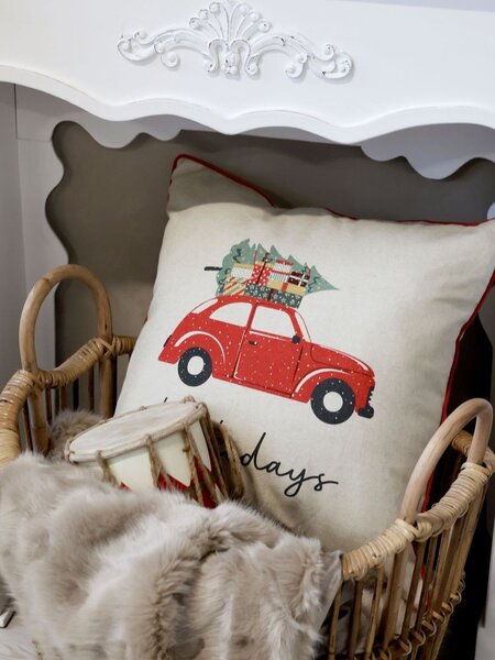 Béžová bavlnená obliečka na vankúš s autíčkom Holidays - 50*50cm - Chic Antique
