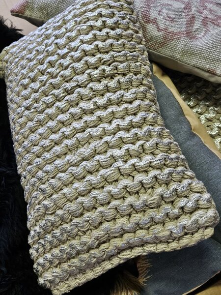 Béžovo-strieborný vankúš s veľkými okami Kian Rope - 30*50 cm - Mars & More