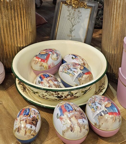 Modrá plechová dóza v tvare vajíčka s králikom Easter Egg - 8*13*8 cm - Clayre & Eef