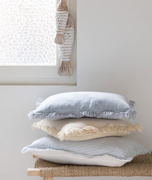 Béžový zamatový vankúš so strapcami Fringe - 50*9*50 cm - J-Line by Jolipa