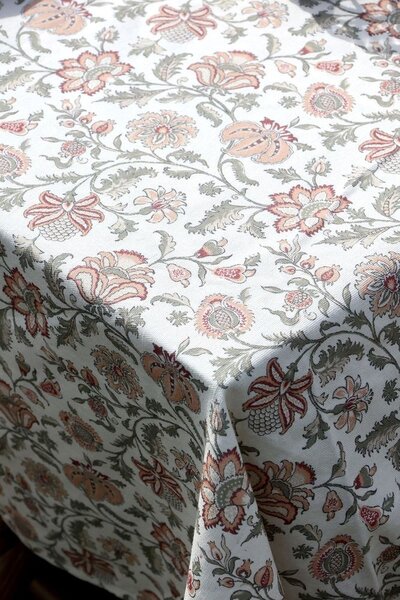 Krémový bavlnený obrus s kvetmi Aix Wild Flowers - 140*240 cm - Chic Antique