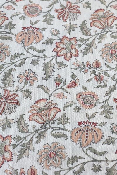 Krémový bavlnený obrus s kvetmi Aix Wild Flowers - 140*240 cm - Chic Antique