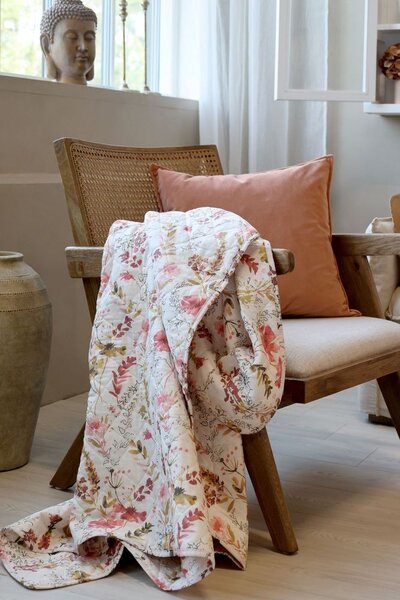 Krémový bavlnený prehoz s kvetmi Aix Quilt Wild Flowers - 130*180 cm - Chic Antique