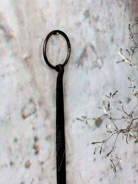 Čierny antik kovový nástenný svietnik Grimaud - 8*29 cm - Chic Antique