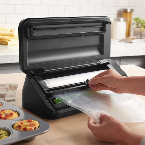 Kompaktná vákuová zváračka fólií FoodSaver VS2190X