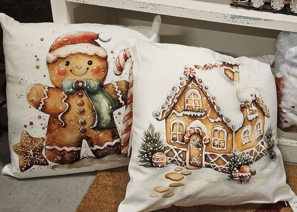 Biela obliečka na vankúš s perníčkom Gingerbread- 45*45 cm - Clayre & Eef