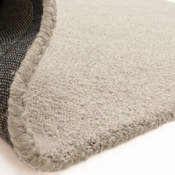Krémový ručne tkaný koberec s prímesou vlny 120x170 cm Theodore Chevron – Asiatic Carpets