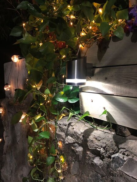 Lampa Strend Pro Garden, solárna, stena/plot, 9x12x14 cm