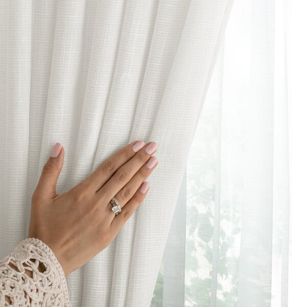 Krémovobiely záves 140x250 cm Valeta – Restilo