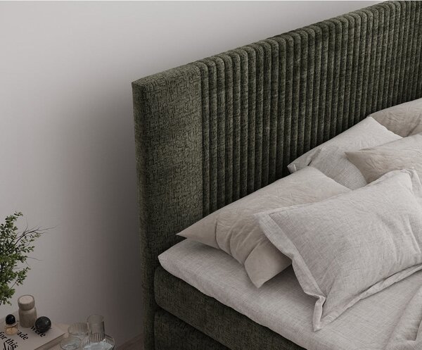 Tmavozelená boxspring posteľ s úložným priestorom 200x200 cm Bergamo – Maison de Rêve