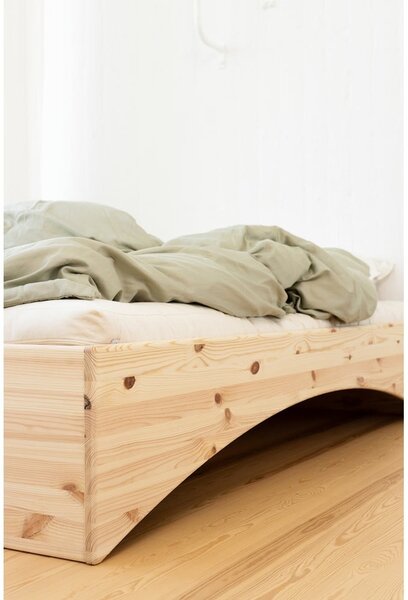 Dvojlôžková posteľ z borovicového dreva bez čela 140x200 cm v prírodnej farbe Orbit – Karup Design