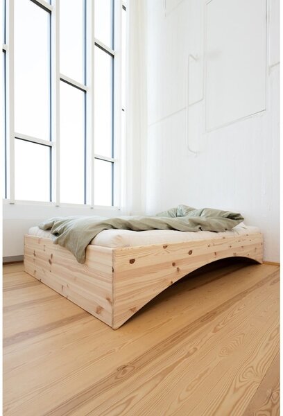 Dvojlôžková posteľ z borovicového dreva bez čela 140x200 cm v prírodnej farbe Orbit – Karup Design