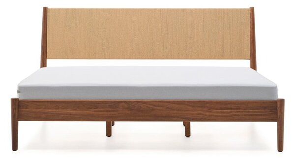 Tmavohnedá dvojlôžková posteľ z orechového dreva s roštom 180x200 cm Elan – Kave Home
