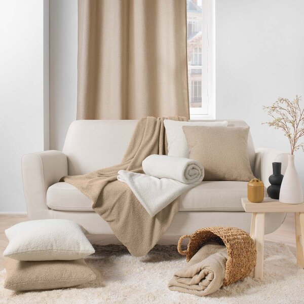 Dekoračný vankúš z materiálu buklé 45x45 cm Wooly – douceur d'intérieur
