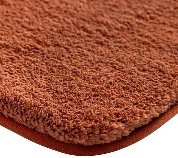 Kúpeľňová predložka v terakotovej farbe 50x80 cm Mael – douceur d'intérieur