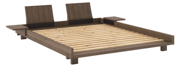 Hnedá dvojlôžková posteľ z borovicového dreva s roštom 160x200 cm Social – Karup Design