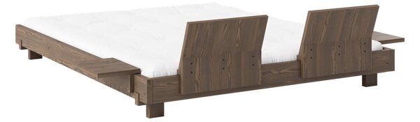 Hnedá dvojlôžková posteľ z borovicového dreva s roštom 160x200 cm Social – Karup Design