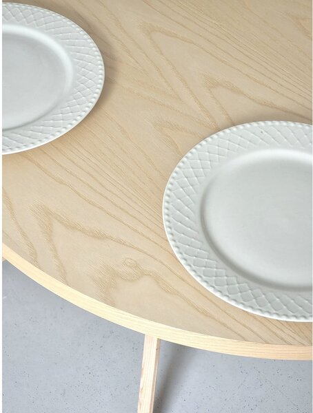 Jedálenský stôl z jaseňového dreva 90x90 cm Jubi – Ragaba