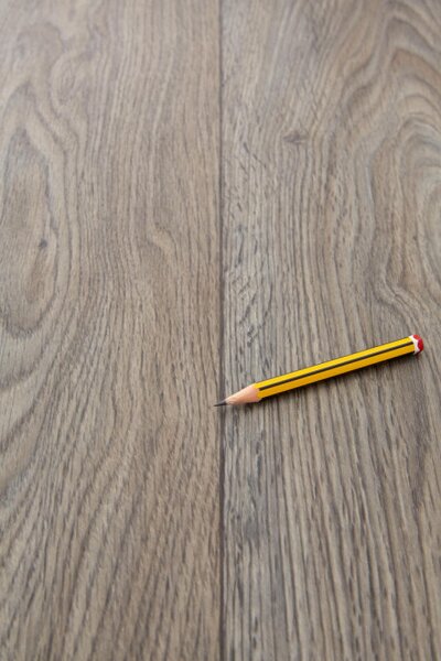PVC podlaha IVC Tempo Chestnut Oak W84
