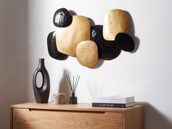 Nástenná dekorácia zlatá čierna železo maľovaný povrch nepravidelný tvar geometrický vzor glamour štýl dekorácie doplnky