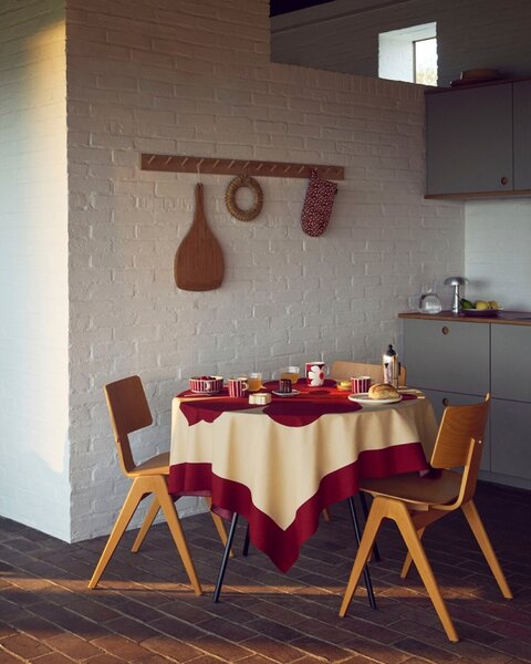 Marimekko Obrus Unikko 140x140cm, vanilka-burgundy