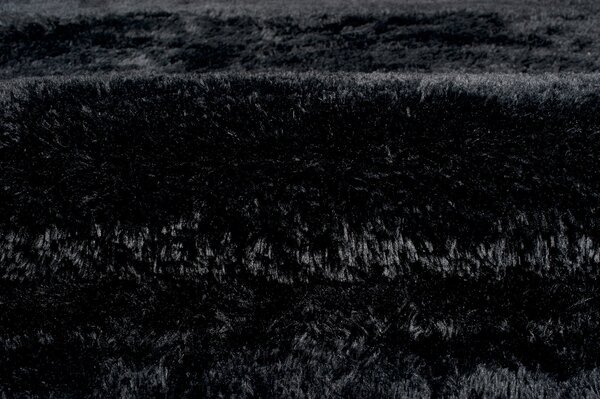 TA Koberec BLACK BLACK SILK Čierny Obdĺžnikový Rozmer: 80x150 cm