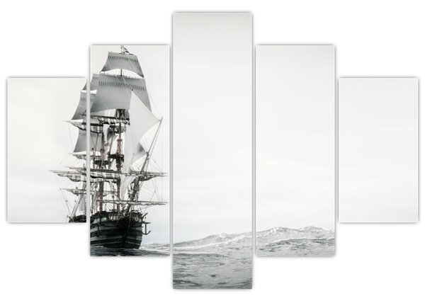 Obraz - Loď plávajúca po oceáne (150x105 cm)