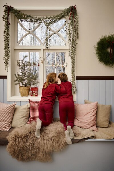 Umelý stromček v kvetináči Cedar 80 cm