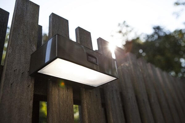 Lutec 6908501308 LED vonkajšie nástenná solárna lampa Brick 1x2W | 4000K | IP44 - s pohybovým senzorom