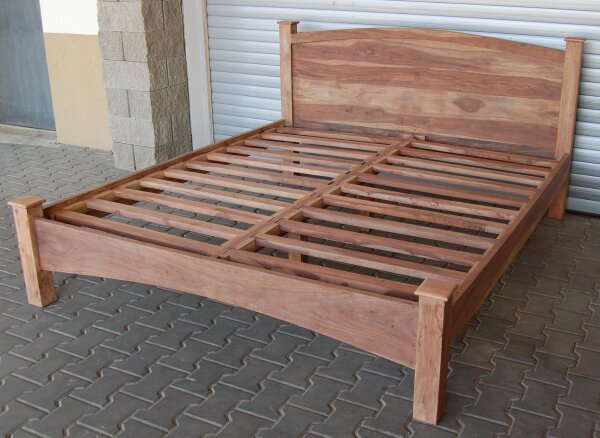 Posteľ Rami 180x200 indický masív palisander
