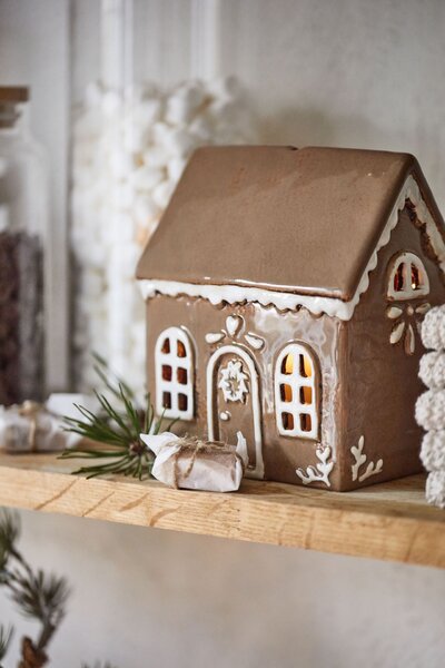 Keramický svietnik Stillenat Gingerbread Door Wreath
