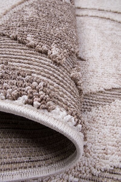 Koberec Benita 504 D.BEIGE/CREAM rozmery koberec: 133x190 cm