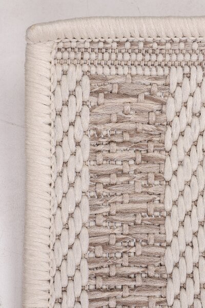 Koberec Flora 51001/D9TW rozmery koberec: 67x120 cm