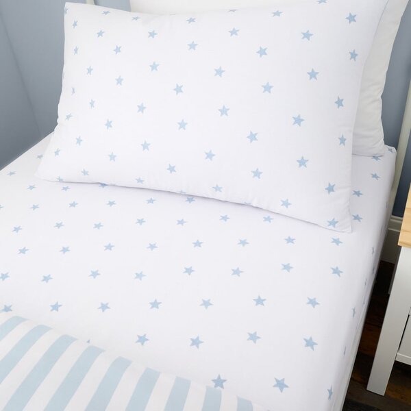 Biela/modrá napínacia bavlnená detská plachta do postieľky 70x140 cm Mini Star & Stripes – Bianca