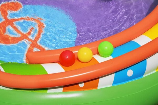 Bestway® Hracie centrum 53117 Bestway 2.95m x 1.90m x 1.37m Sing 'n Splash 8050229 - Nafukovací Bazén