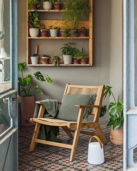 Záhradné kreslo z akáciového dreva Kave Home Geralda