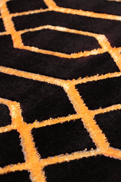 Koberec Diamond K4427G BLACK/GOLD Tyro rozmery koberec: 80x150 cm